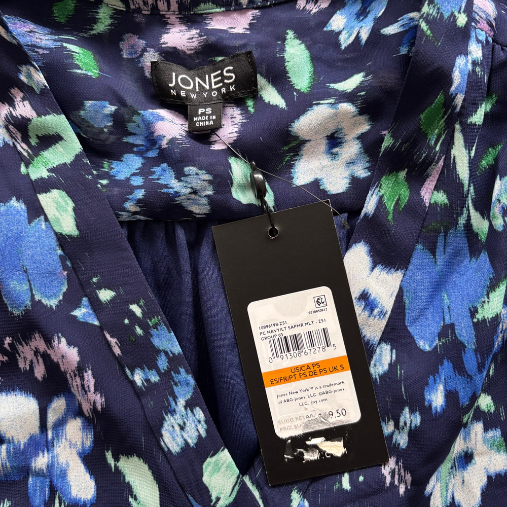 Jones New York Women's Petite Small Blue Floral-Print V-Neck 3/4-Sleeve Top NWT - Picture 5 of 5